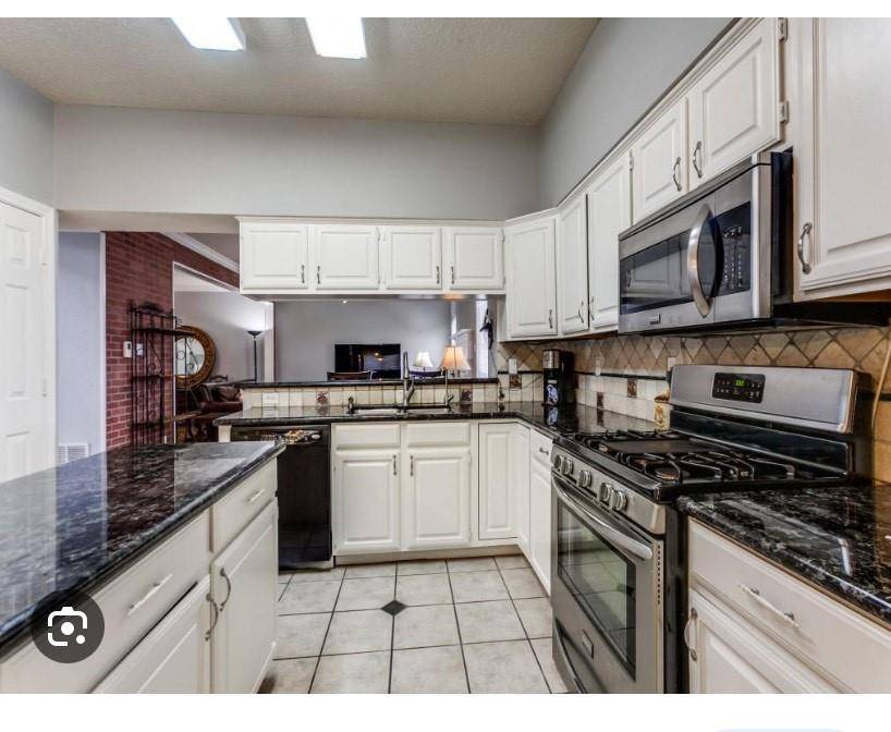 Garland, TX 75040,2306 Edinburgh Way