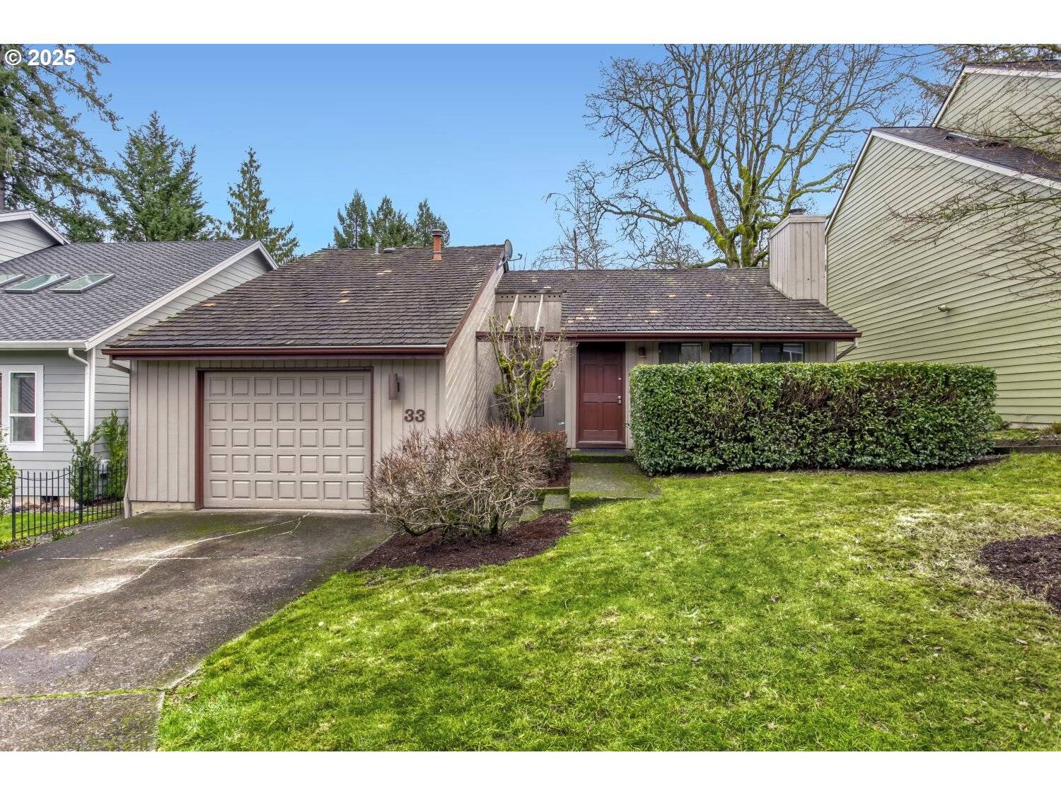 Lake Oswego, OR 97035,33 ORIOLE LN