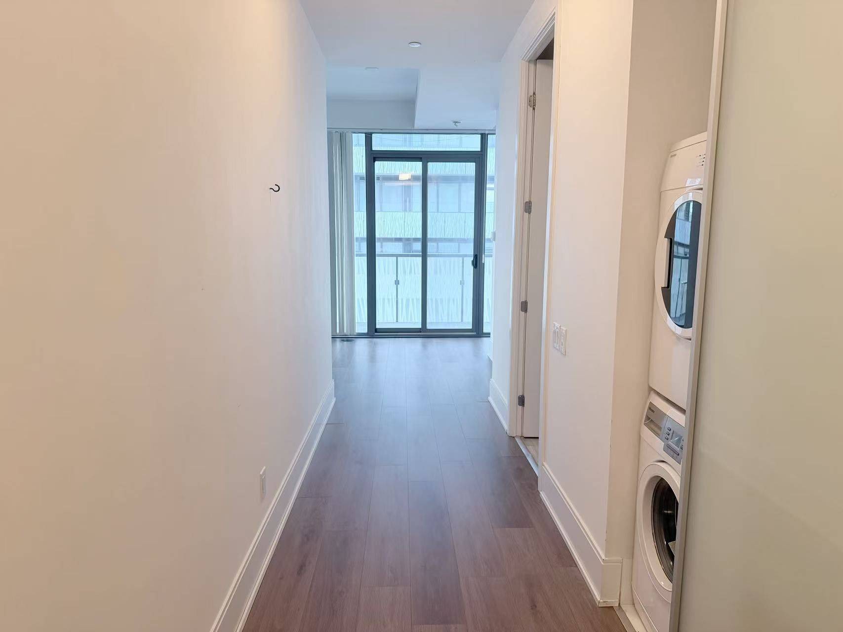 Toronto C08, ON M4Y 0C3,50 Charles ST E #5205