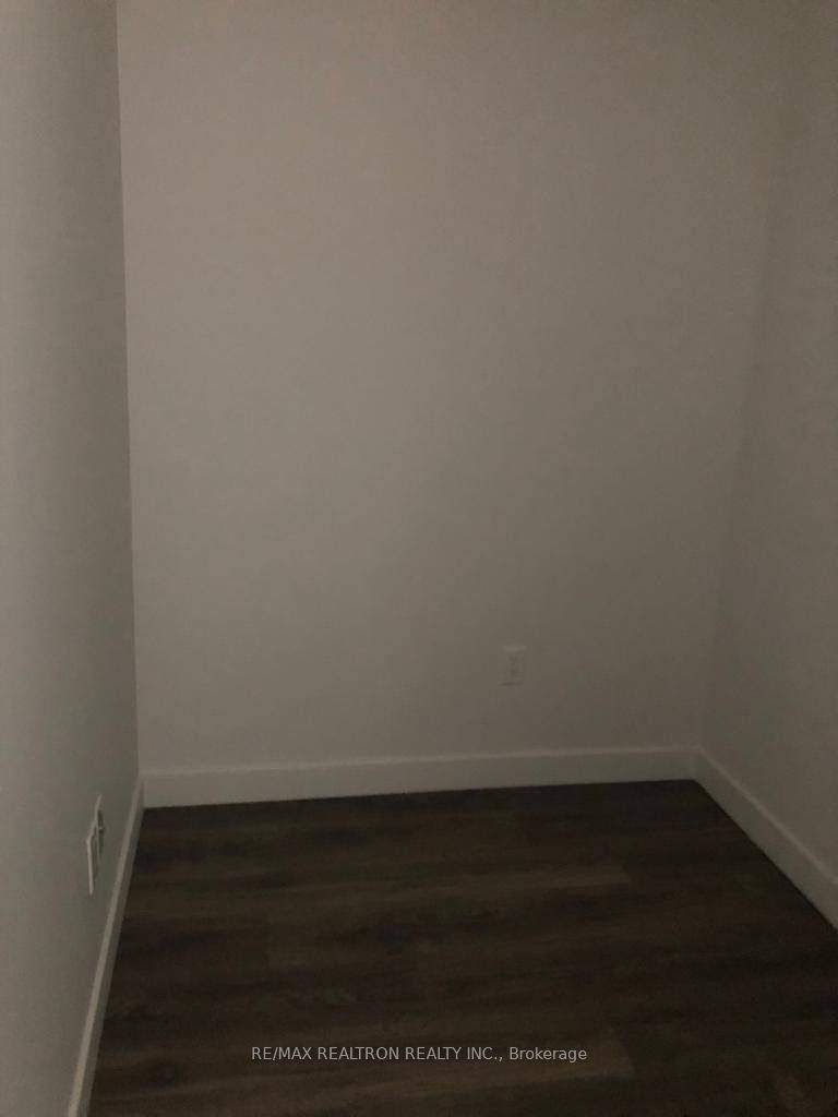 Toronto C10, ON M4P 1A6,8 Eglinton AVE E #3503