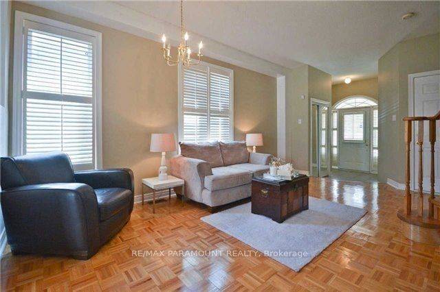 Brampton, ON L6V 4N7,39 Seahorse AVE