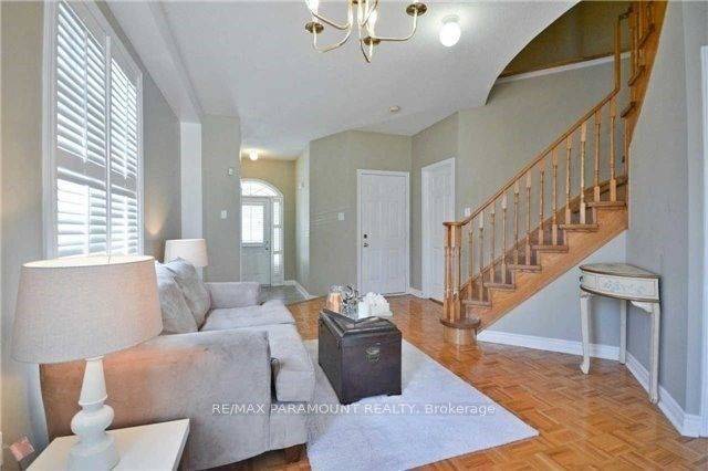 Brampton, ON L6V 4N7,39 Seahorse AVE