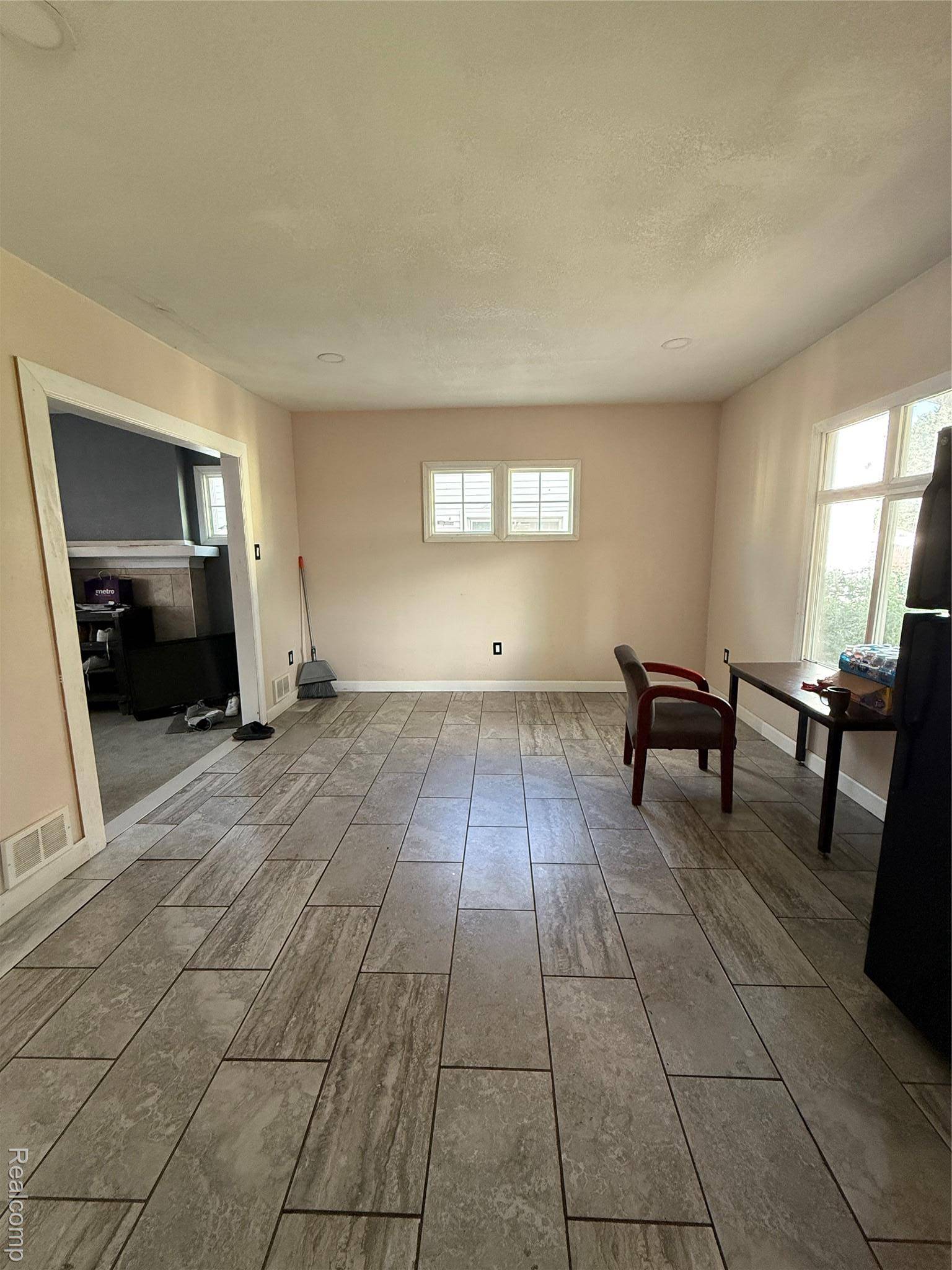 Detroit, MI 48210,6735 Clifton ST