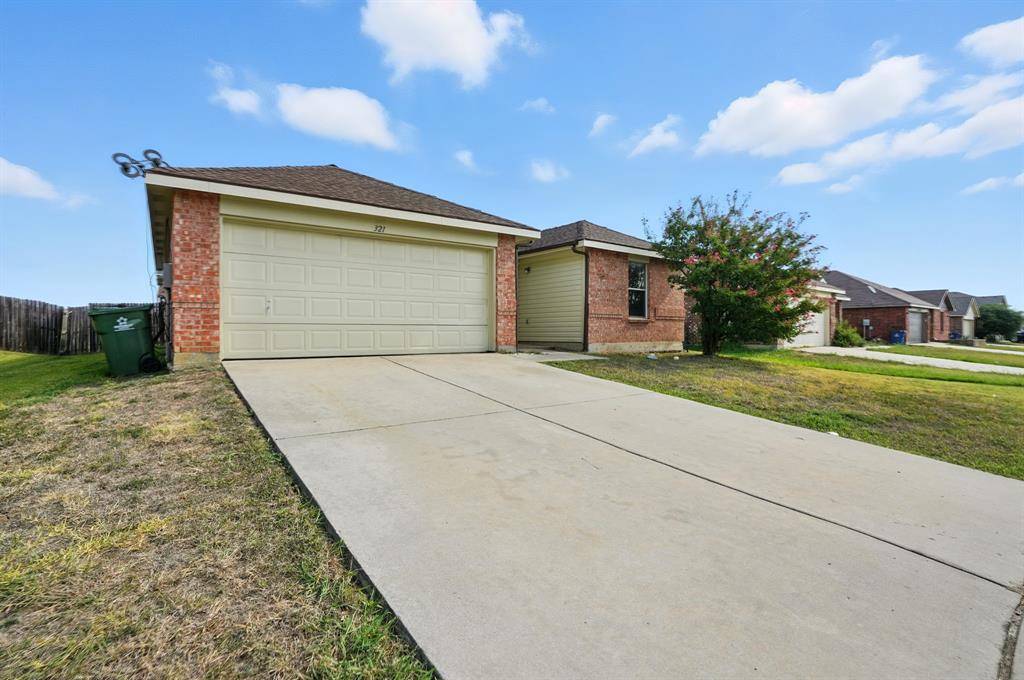 Sanger, TX 76266,321 Quail Crossing Drive