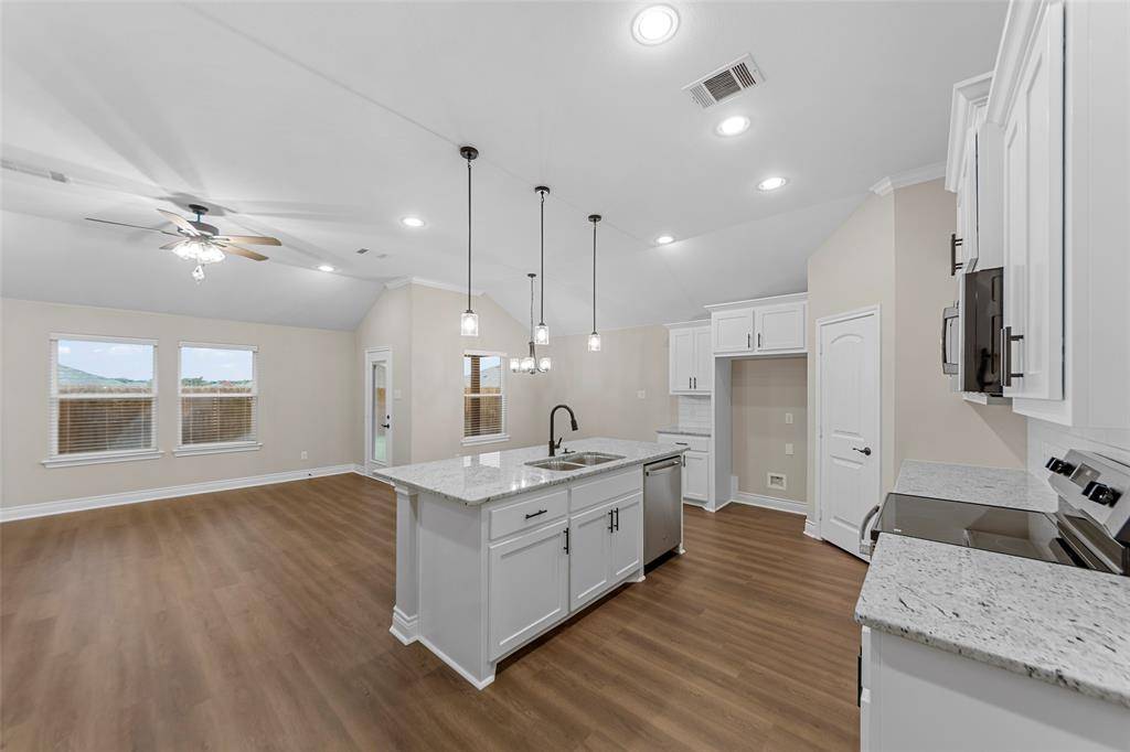 Greenville, TX 75402,6106 Kayla Lane