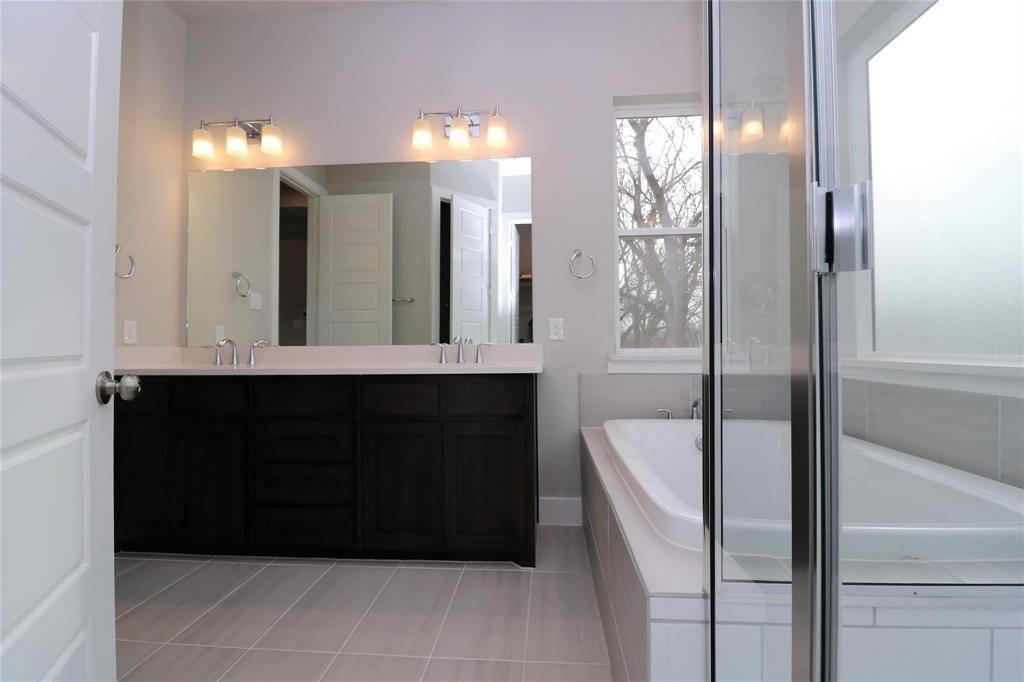 Fort Worth, TX 76114,4932 Hidden Grove Drive