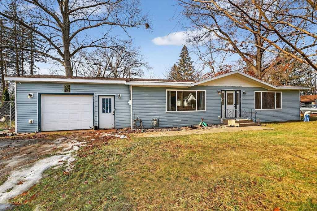 Dowagiac, MI 49047,517 Colby ST