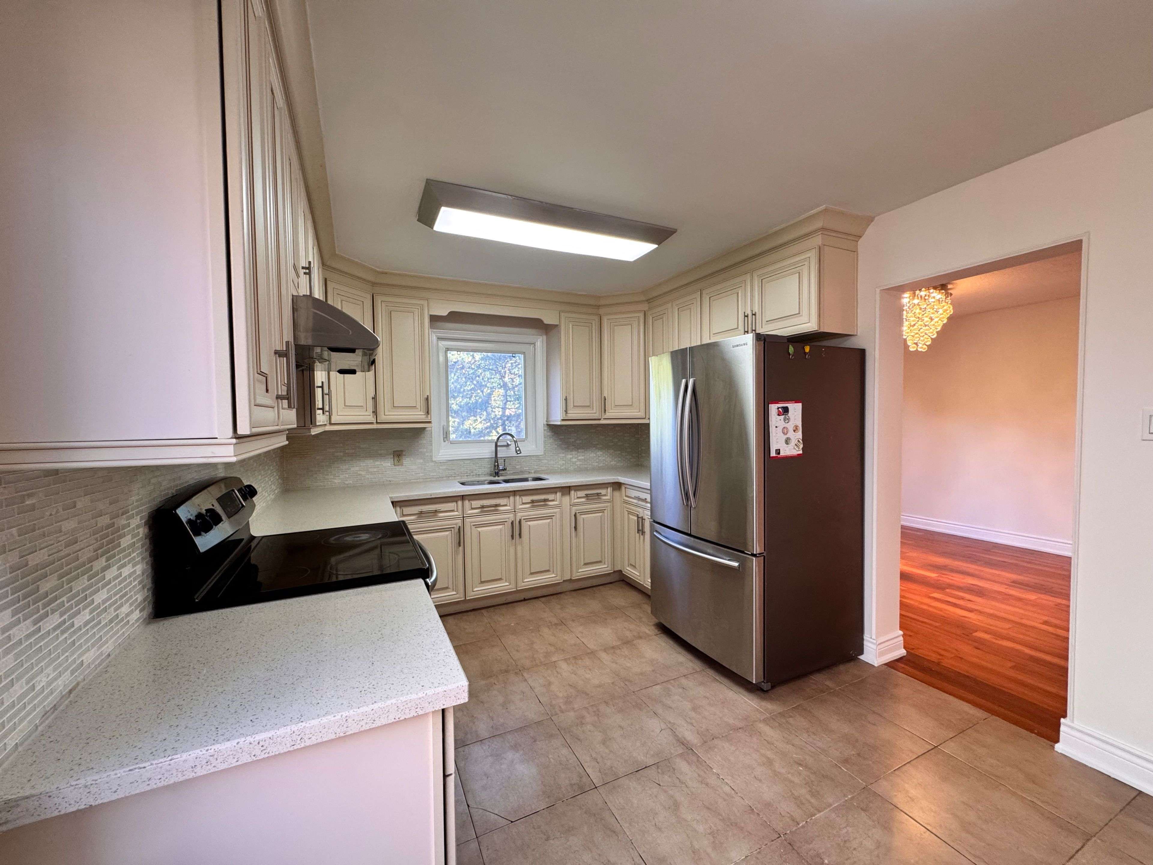 Markham, ON L3T 5G8,45 Breckonwood CRES