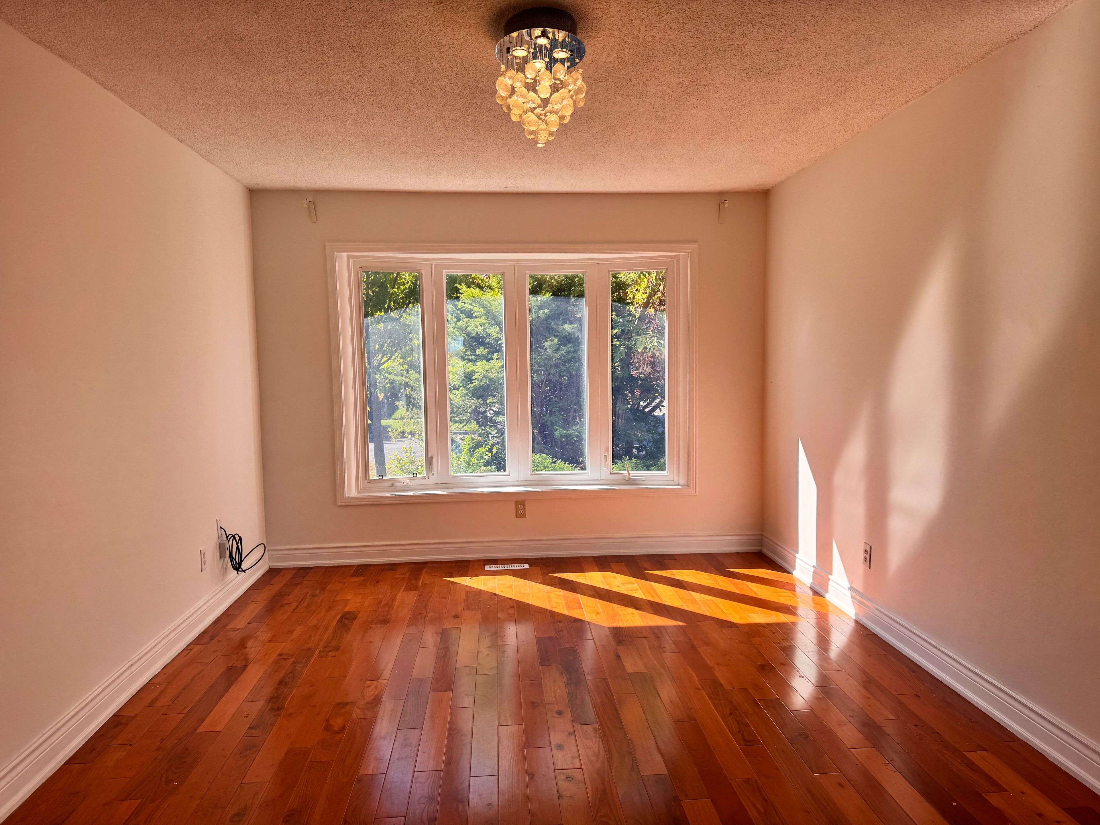 Markham, ON L3T 5G8,45 Breckonwood CRES