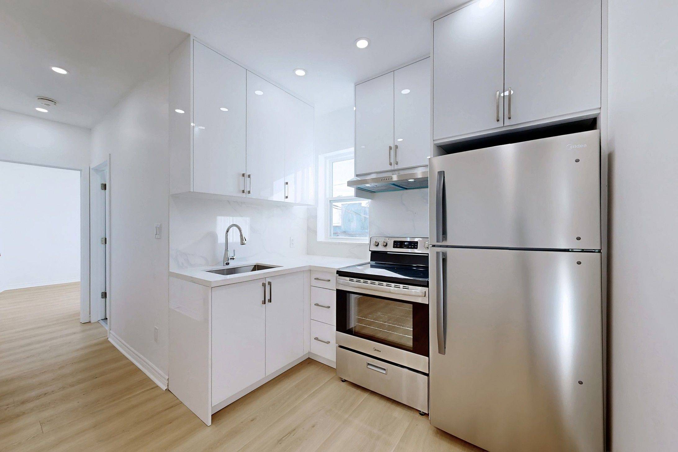 Toronto W03, ON M6E 2J5,167 Dynevor RD #1