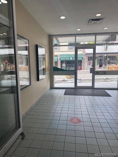 Nanaimo, BC V9R 5G6,140 Commercial St