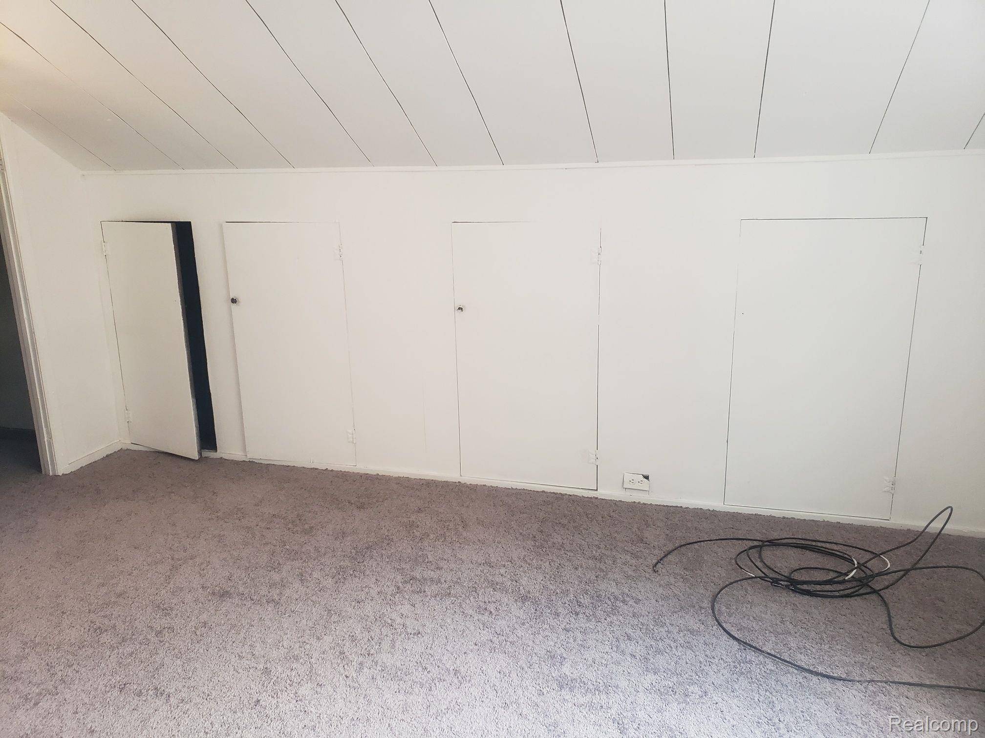 Detroit, MI 48213,12518 ELMDALE ST