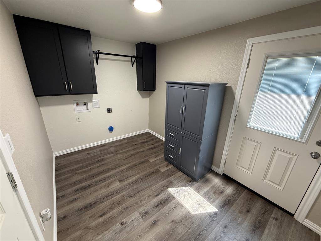 Bowie, TX 76230,1005 Roberts Street