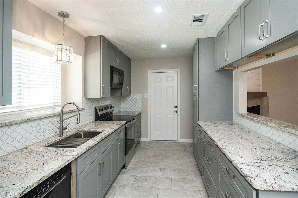 Plano, TX 75023,4016 Lonesome Trail