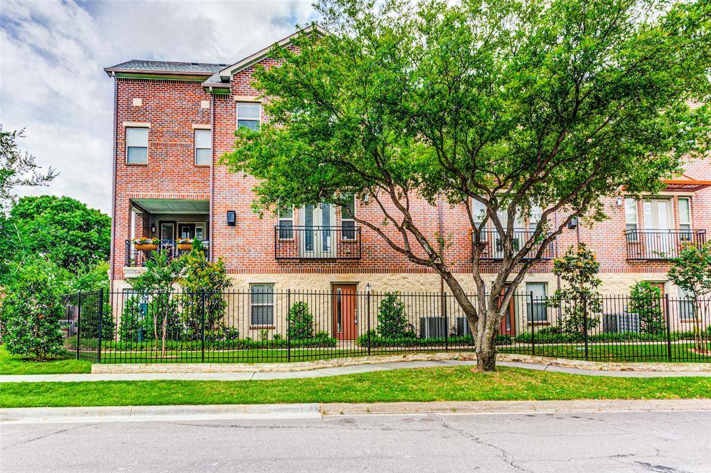 Dallas, TX 75219,4323 Dickason Avenue #14