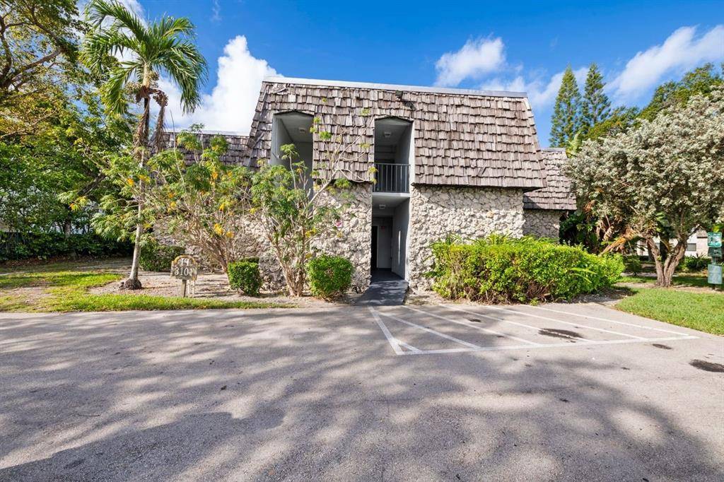 Oakland Park, FL 33309,3101 Oakland Shores Dr #H108