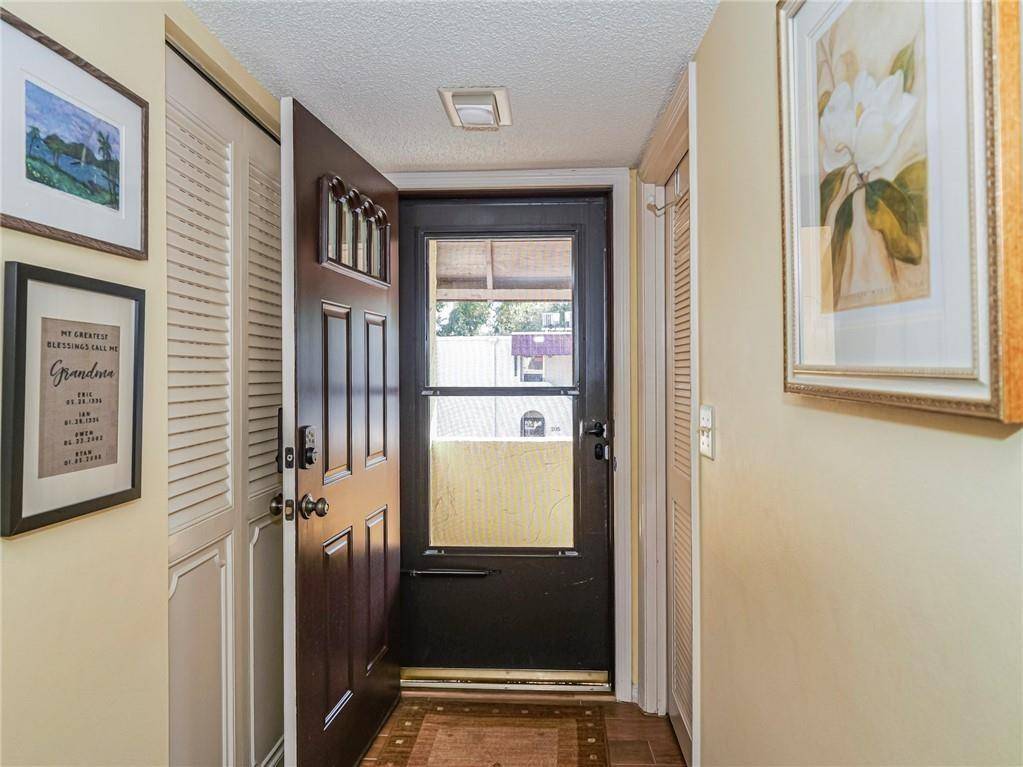 Vero Beach, FL 32960,835 18th #404