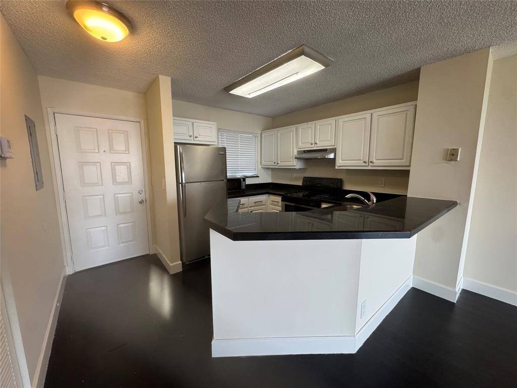 Miramar, FL 33025,8750 N Sherman Cir #504