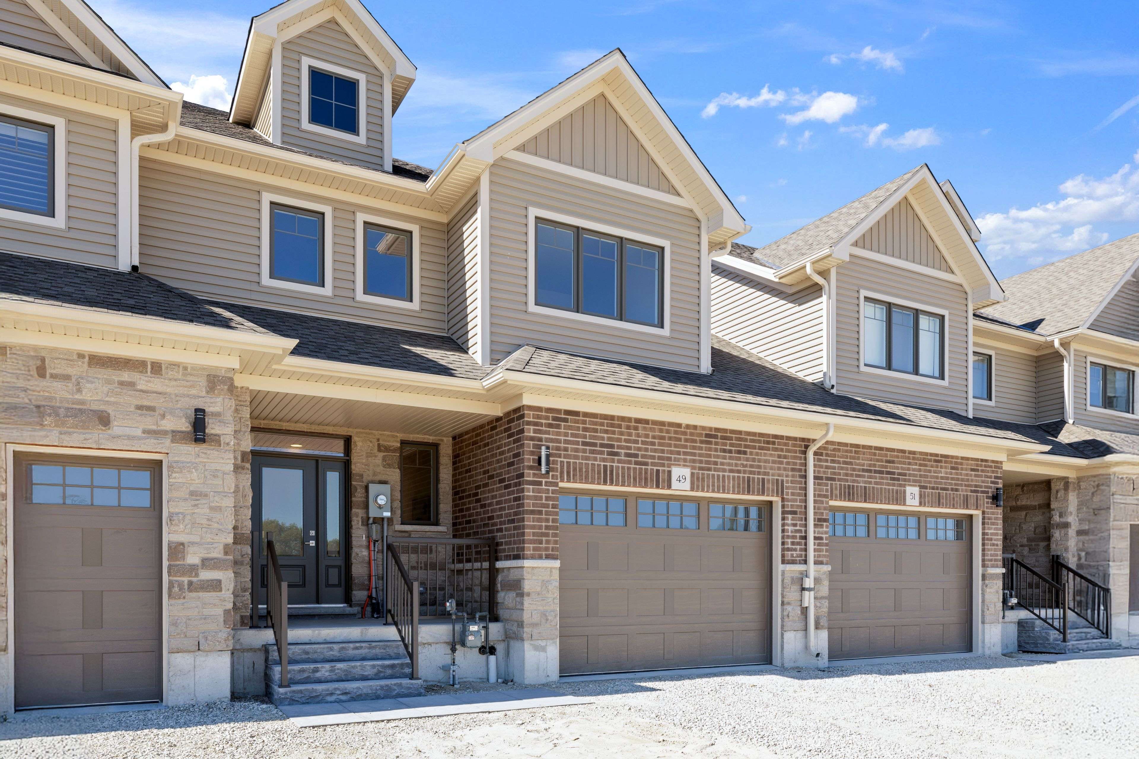 Collingwood, ON L9Y 2L3,49 Swain CRES