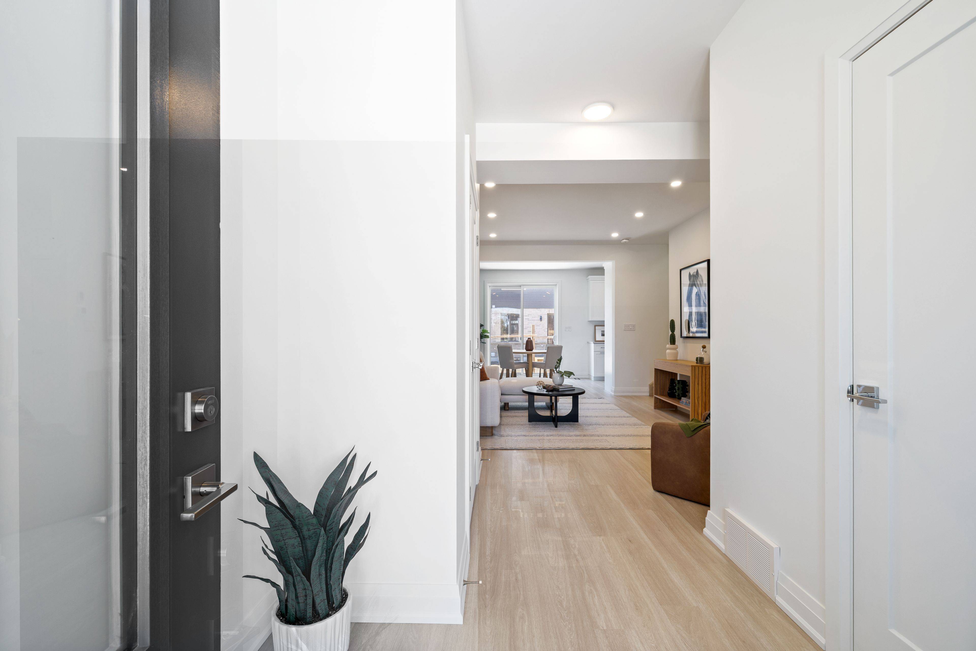 Collingwood, ON L9Y 2L3,49 Swain CRES