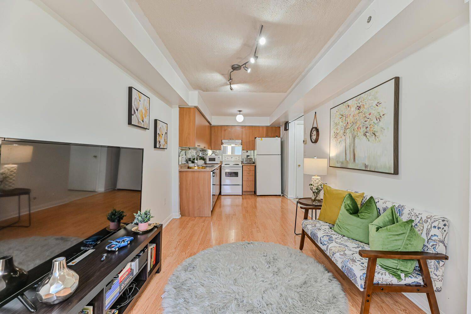 Mississauga, ON L5R 4H4,4620 Guildwood WAY #5