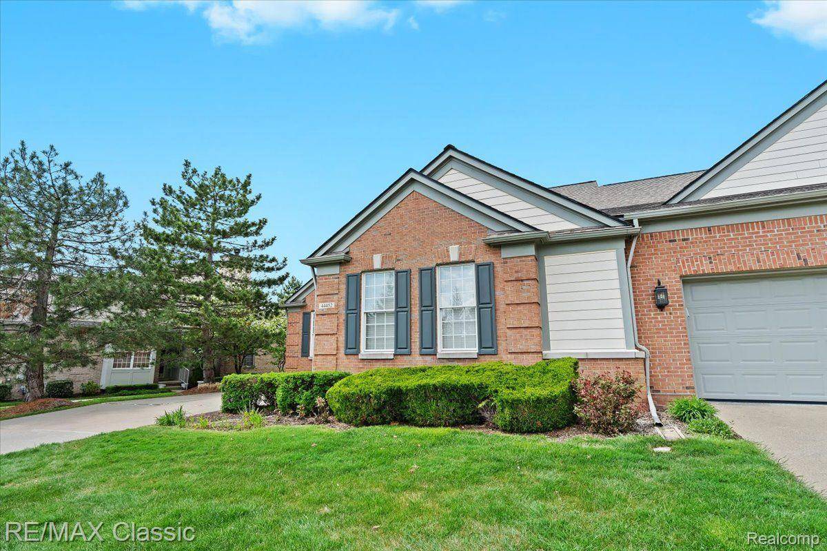 Northville, MI 48168,44452 ASPEN RIDGE DR