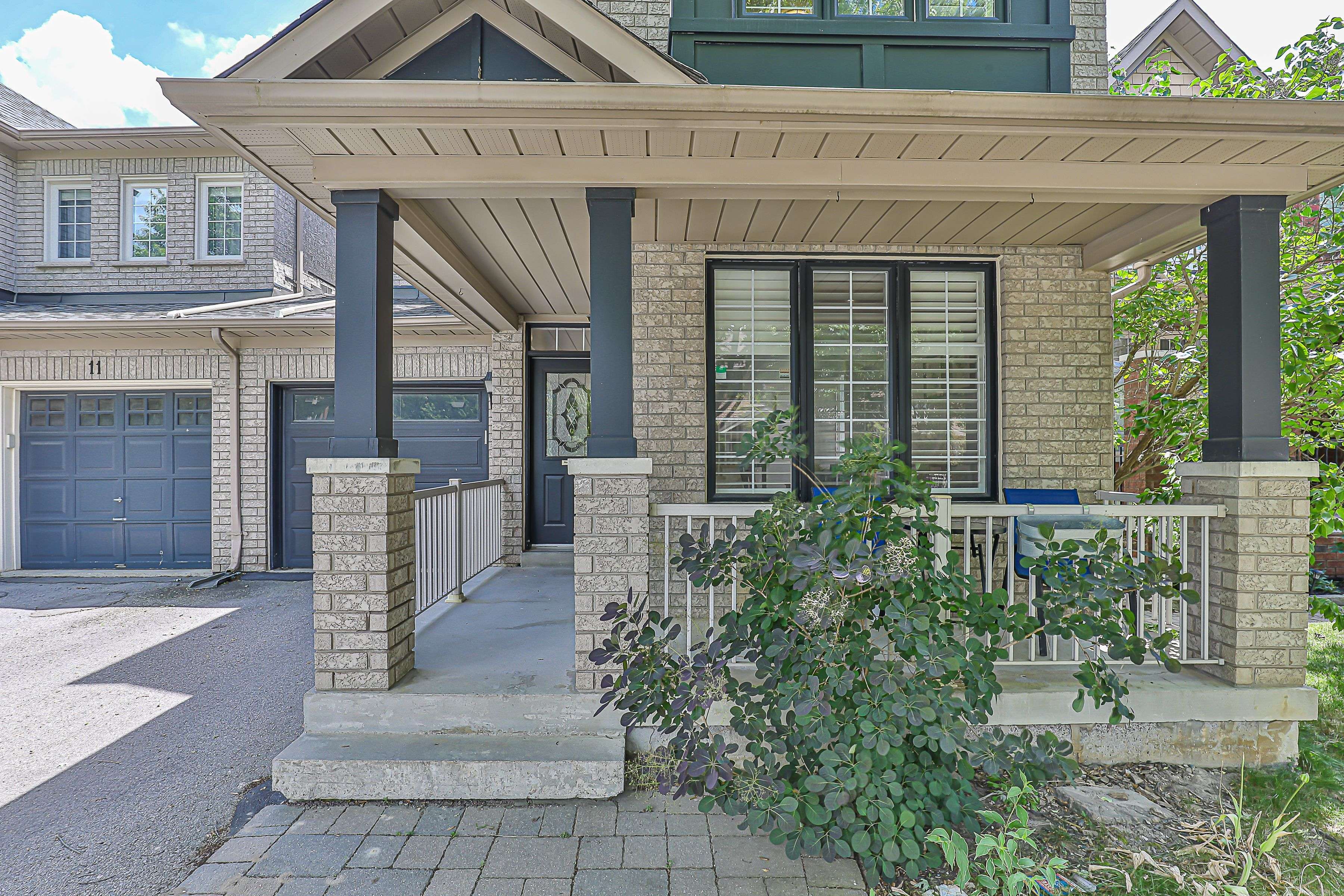 Richmond Hill, ON L4E 4B1,9 Longwood AVE