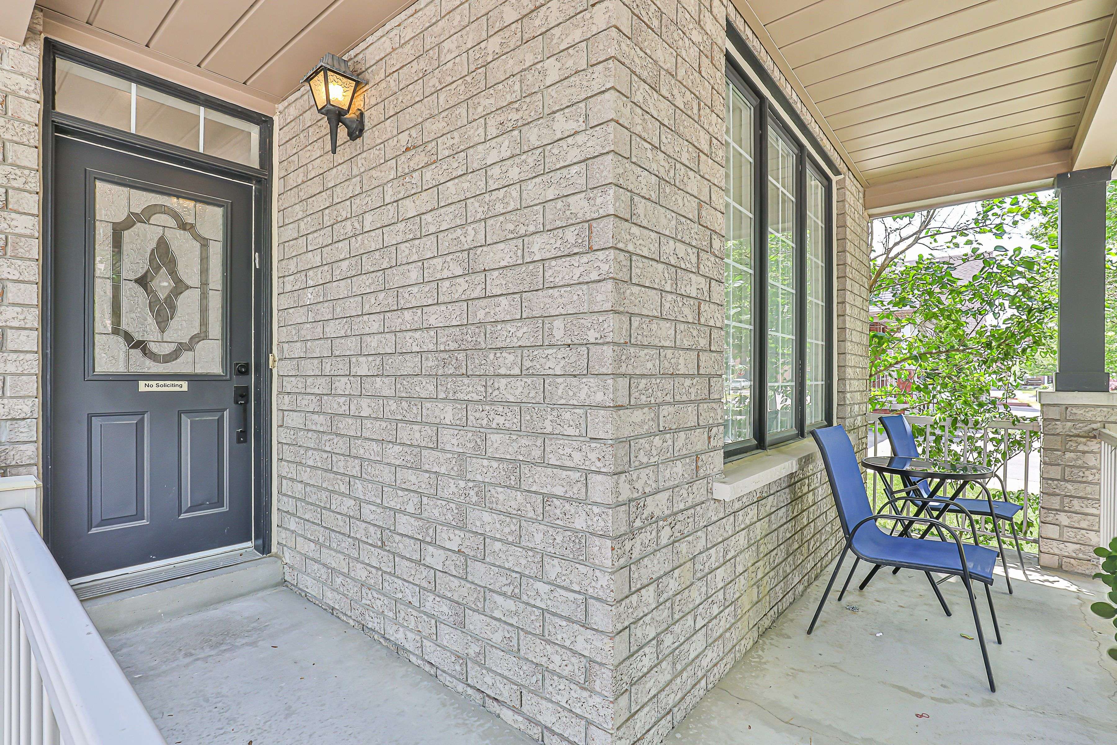 Richmond Hill, ON L4E 4B1,9 Longwood AVE