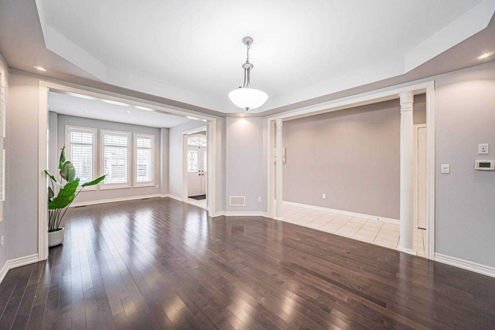 Oakville, ON L6M 0T1,3152 Larry CRES