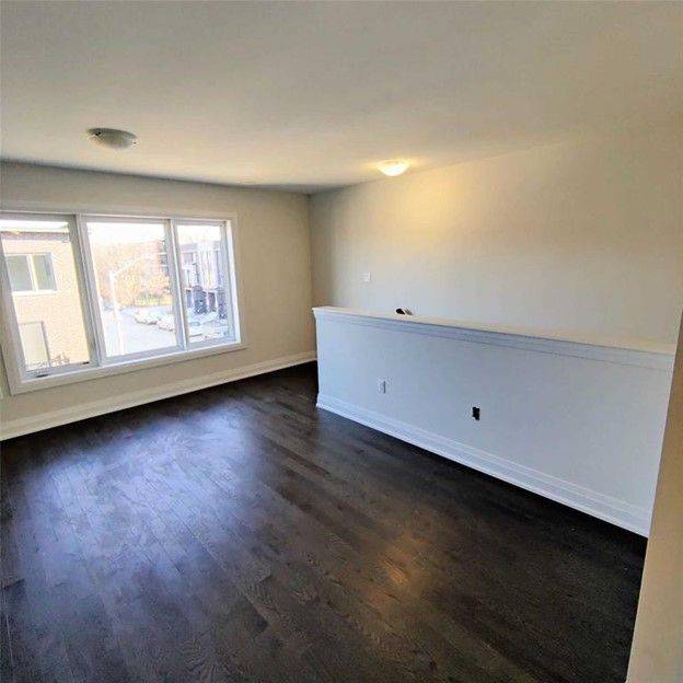 Toronto W04, ON M6L 0A3,9 Blackstone ST #Upper