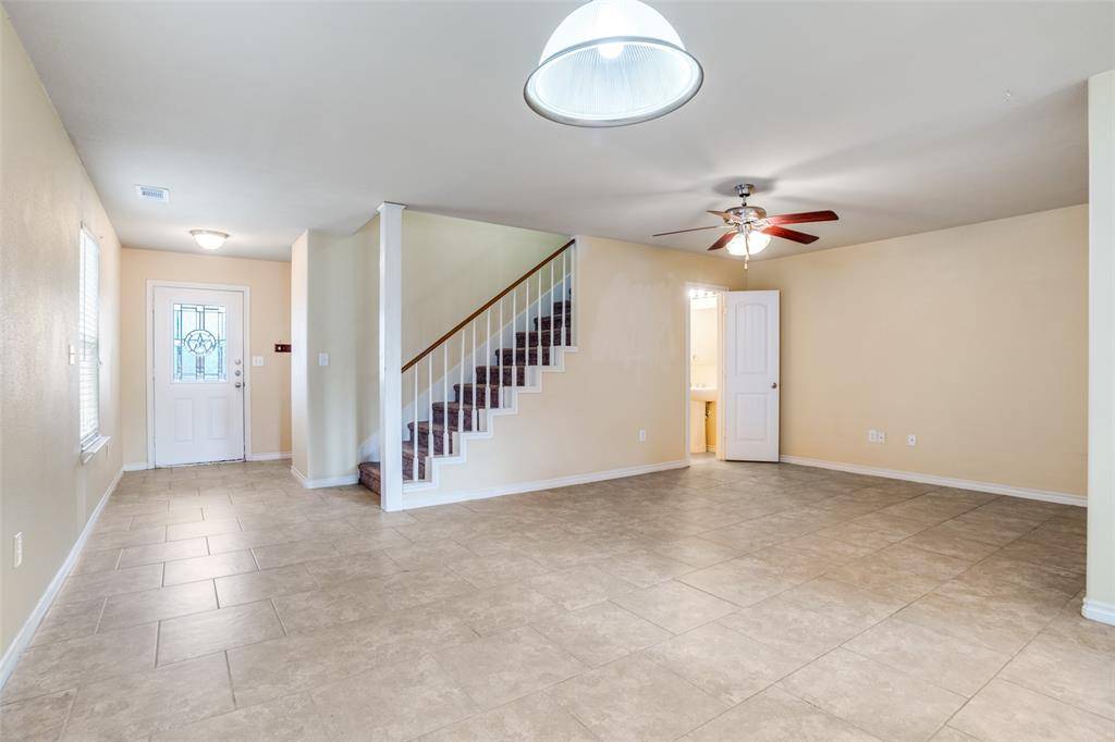 Princeton, TX 75407,809 E College Street