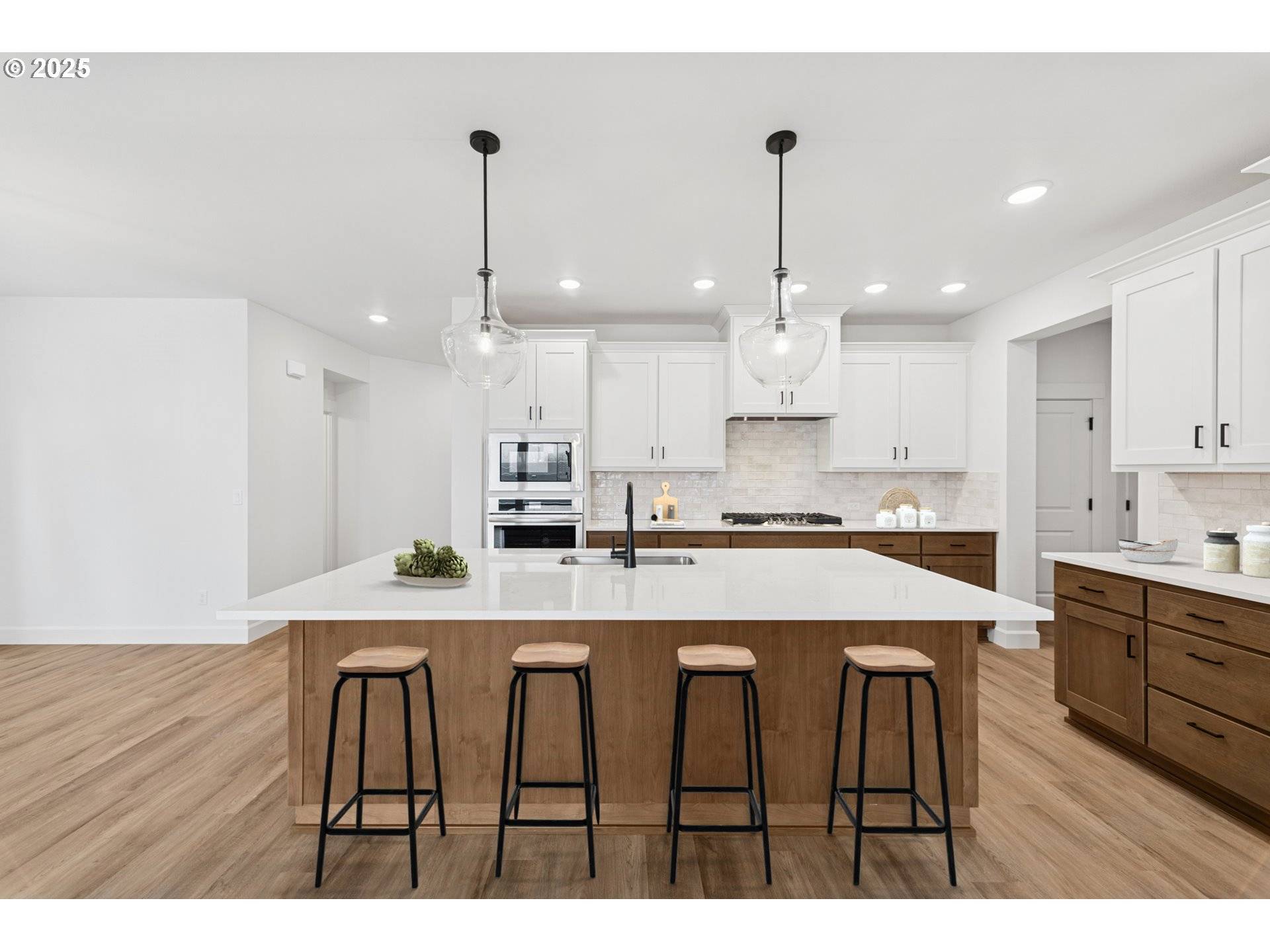 Tigard, OR 97224,15480 SW Everglade AVE