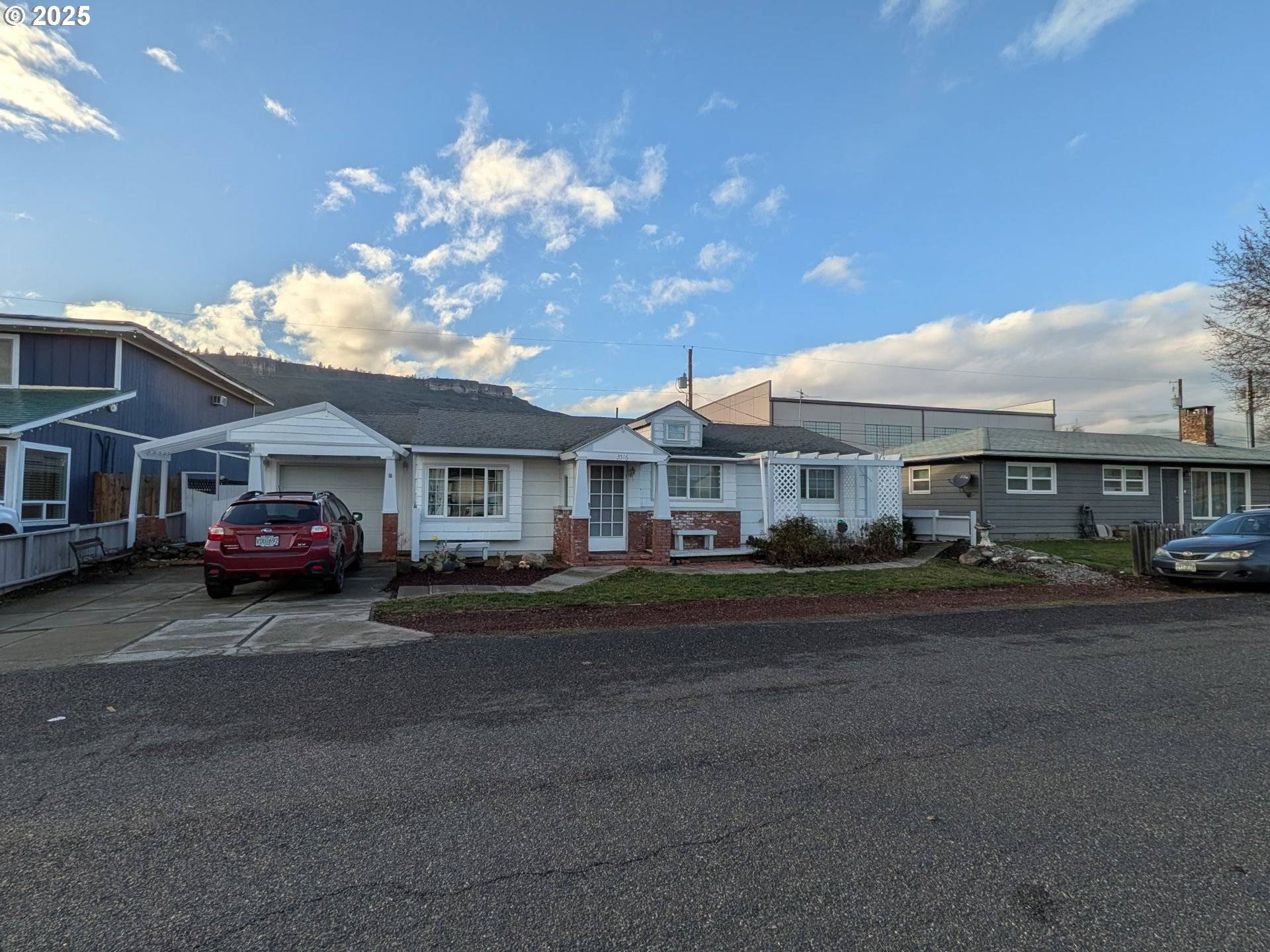 The Dalles, OR 97058,3516 W 8TH ST