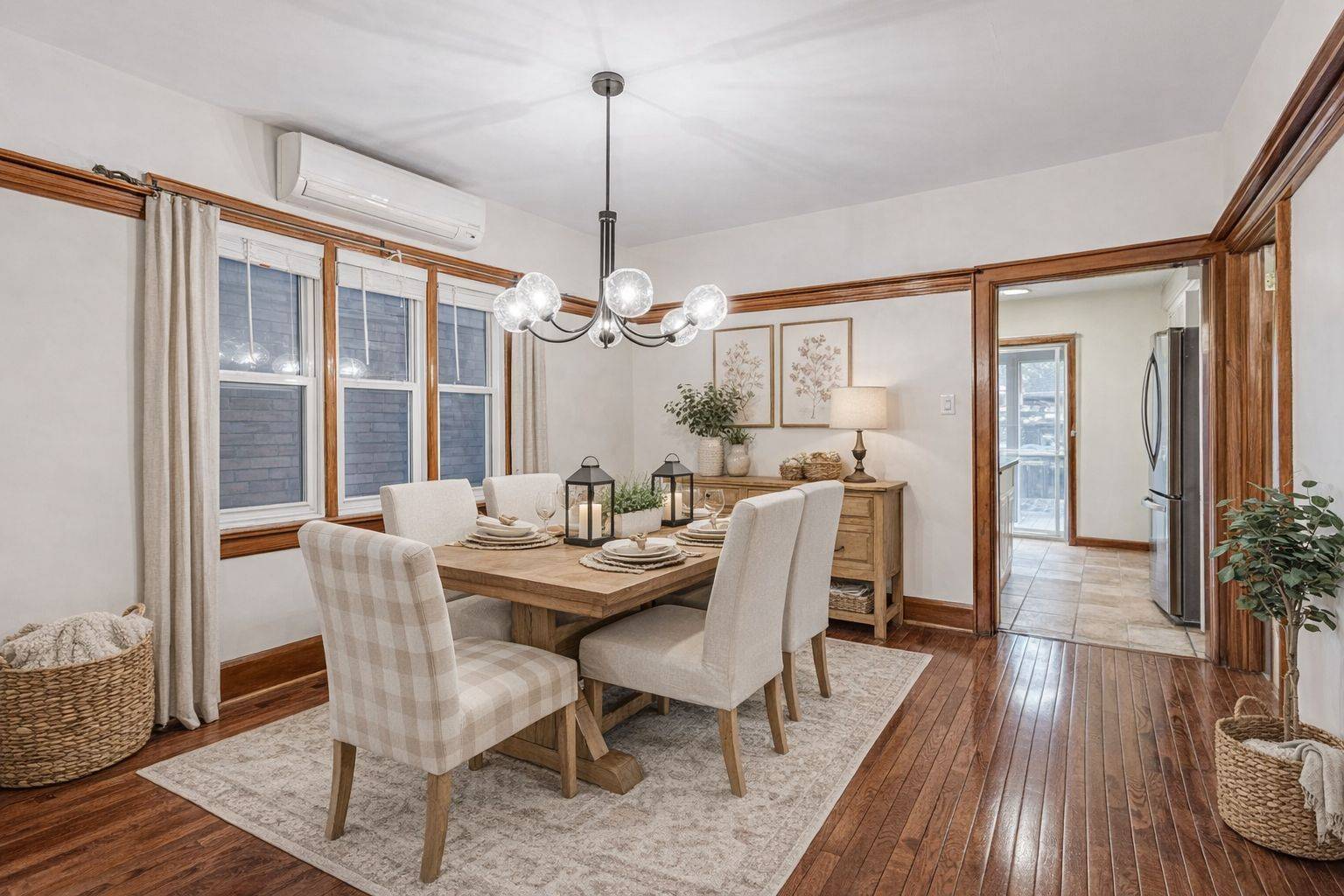 Toronto C03, ON M6C 2S1,57 Kenwood AVE