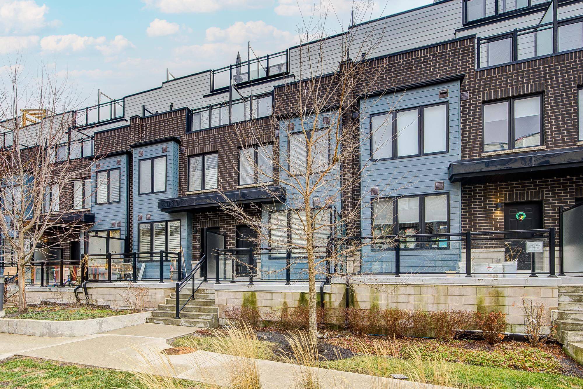 Mississauga, ON L5J 0B3,1155 Stroud LN #6