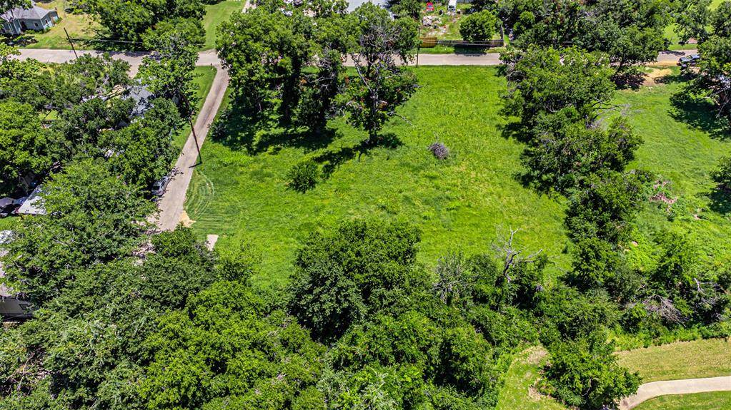 Cleburne, TX 76031,1024 Alvarado Street