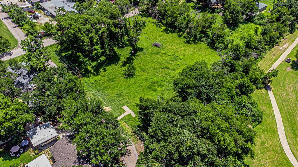 Cleburne, TX 76031,1024 Alvarado Street