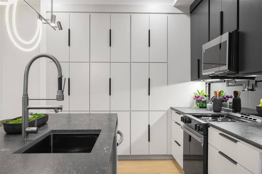 Dallas, TX 75212,3343 Parvia Avenue