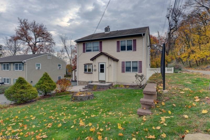 Lincoln Park Boro, NJ 07035,27 Iroquois Avenue