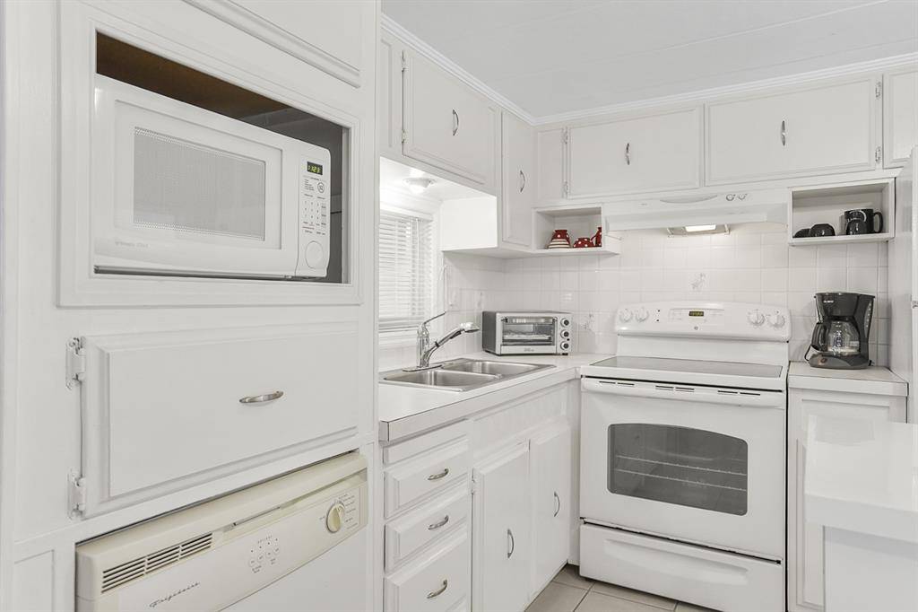 Fort Lauderdale, FL 33312,5670 SW Cypress Dr