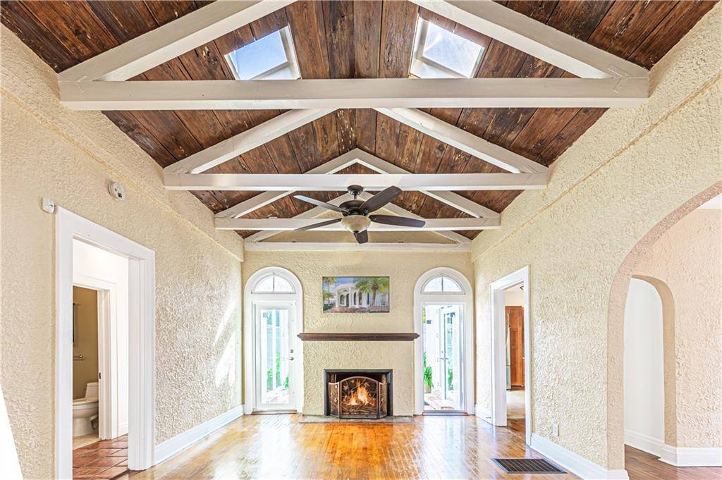 Fort Lauderdale, FL 33301,1220 SE 2nd St