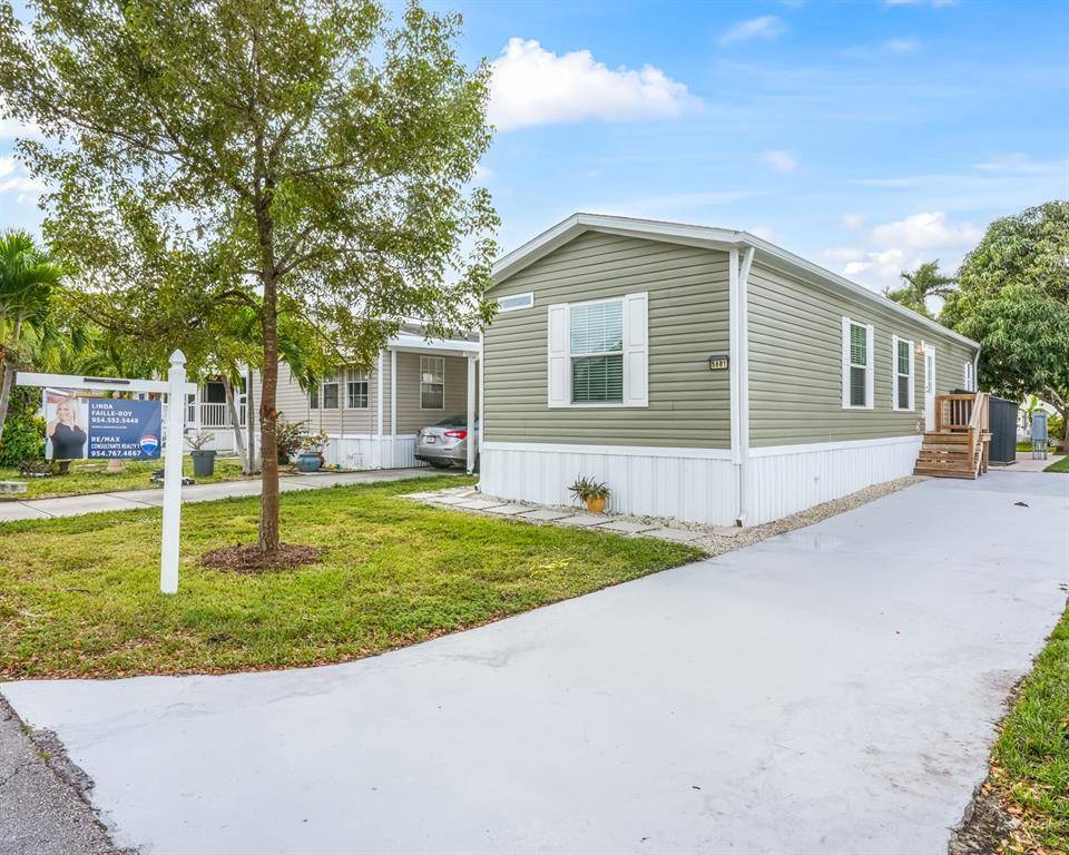 Fort Lauderdale, FL 33312,5681 SW Cypress Dr