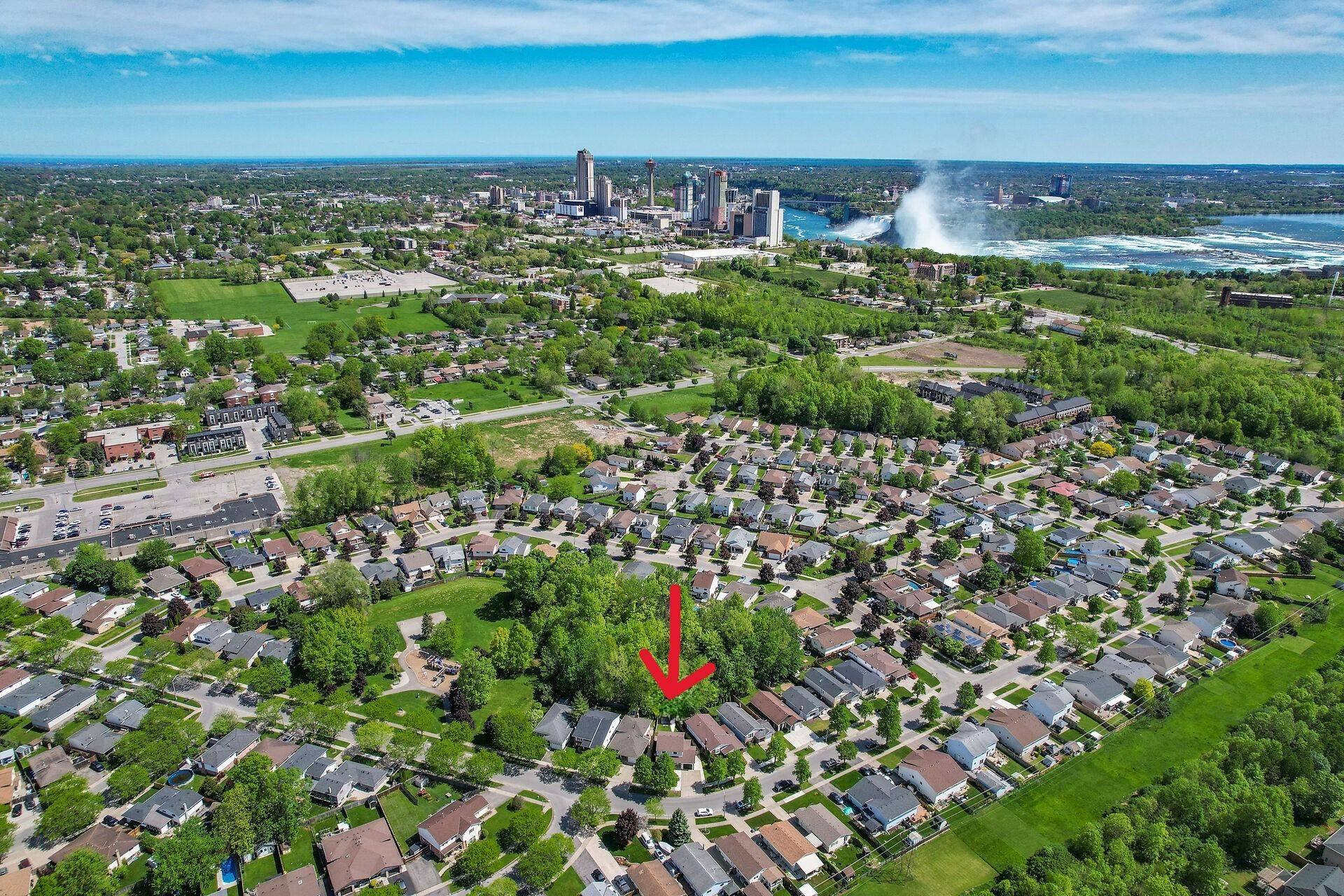 Niagara Falls, ON L2G 7T2,5993 Crimson DR