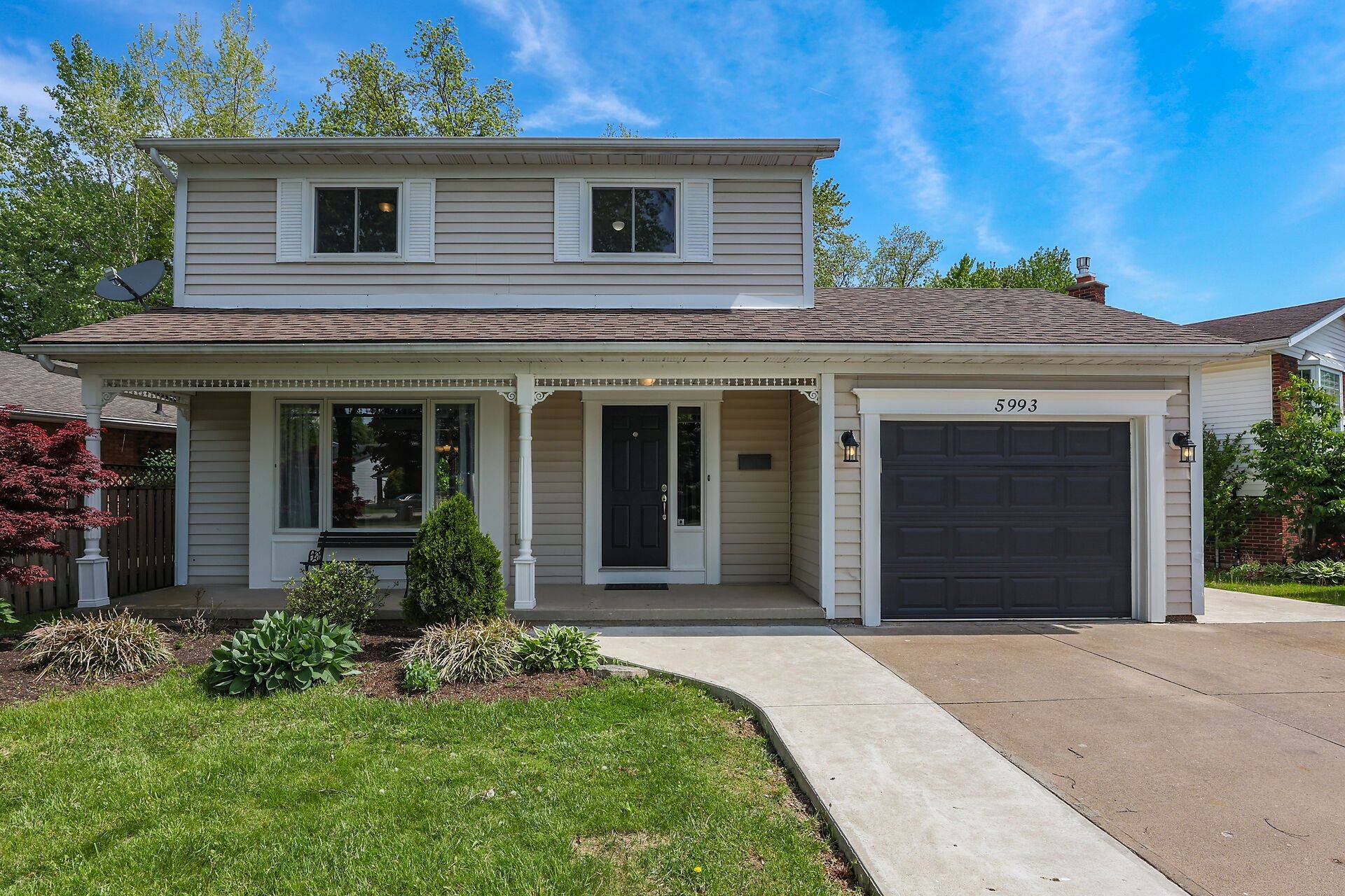 Niagara Falls, ON L2G 7T2,5993 Crimson DR