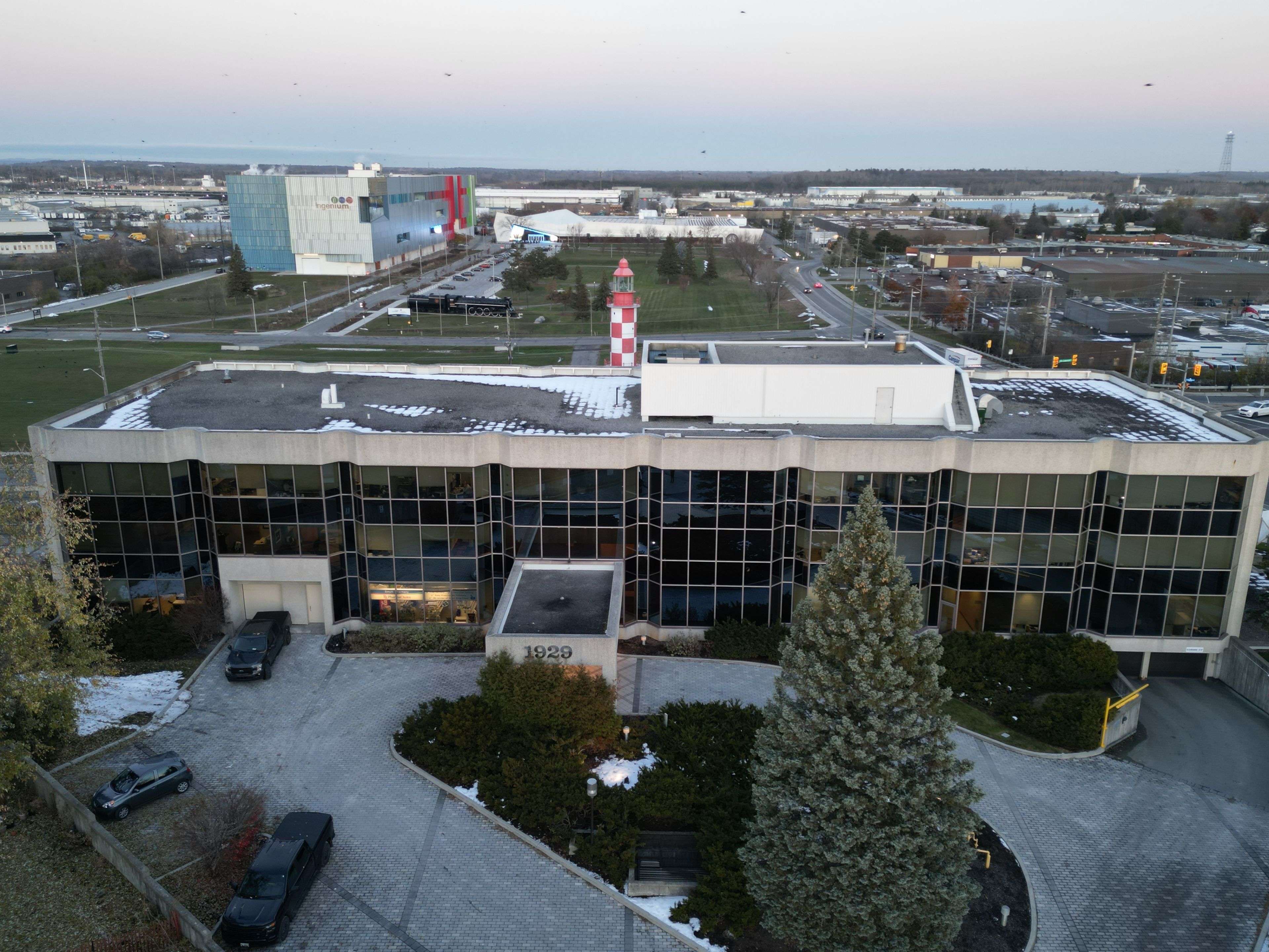 Elmvale Acres And Area, ON K1G 4G3,1929 Russell RD #204