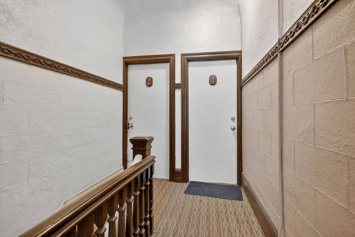 Lower Town - Sandy Hill, ON K1N 8E2,152 Goulburn AVE