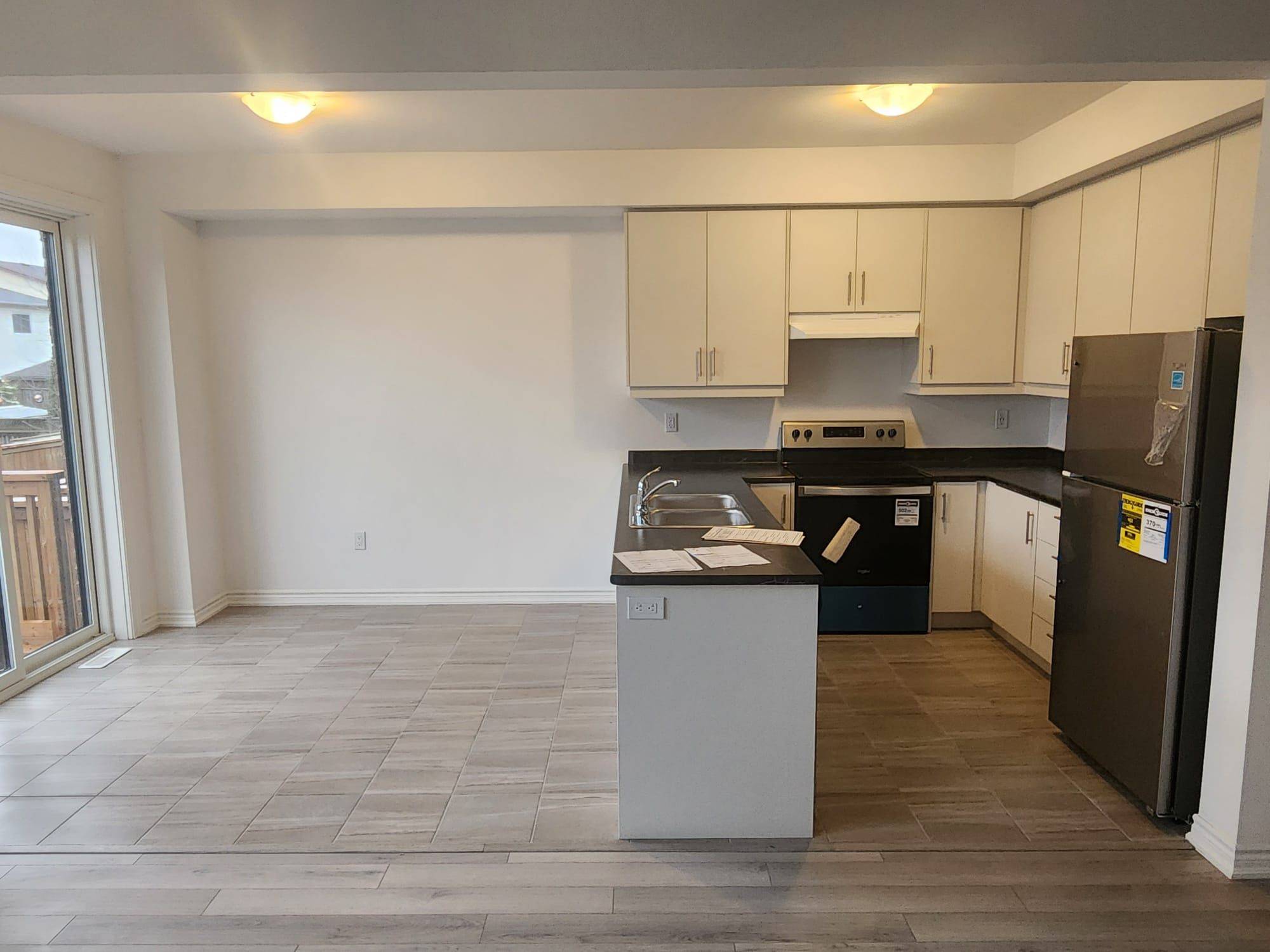 Niagara Falls, ON L2G 3L9,7432 Baycrest Common