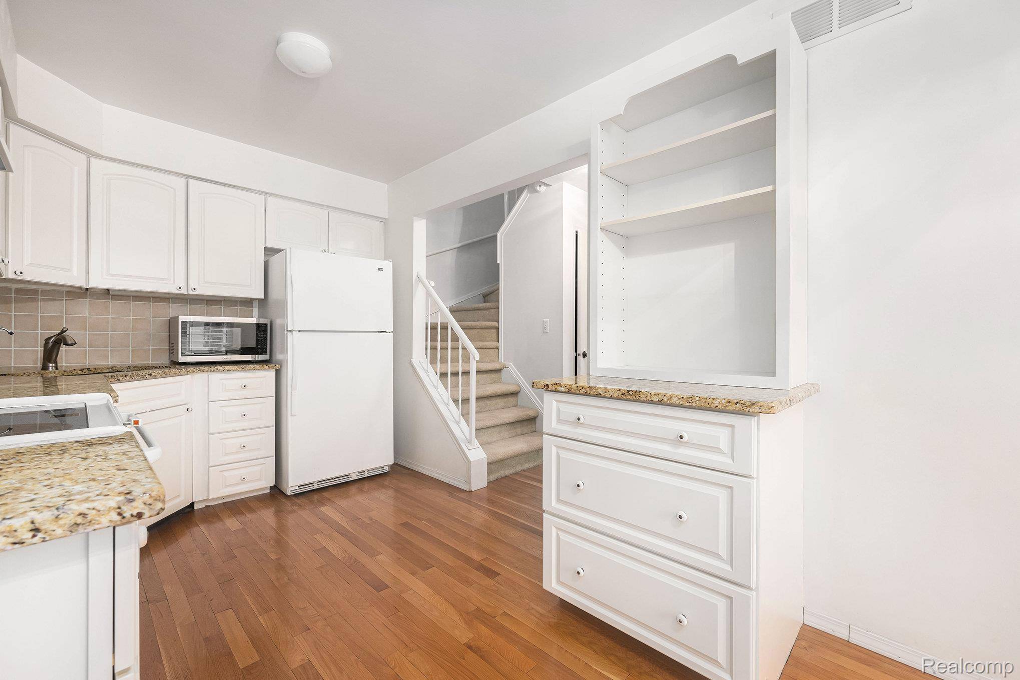 Northville, MI 48167,41712 Onaway DR