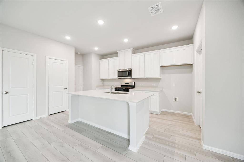 Forney, TX 75126,1816 Acosta Drive