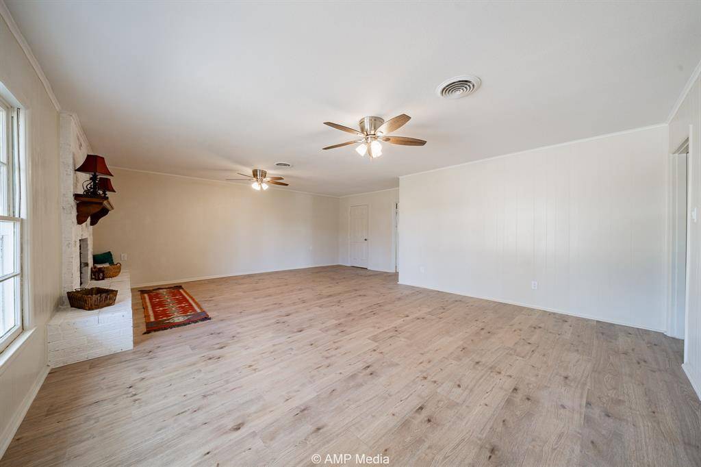 Stamford, TX 79553,911 S Anson